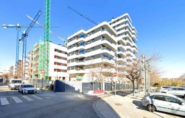 Residential building Torre Estronci 71, new development in Hospitalet de Llobregat